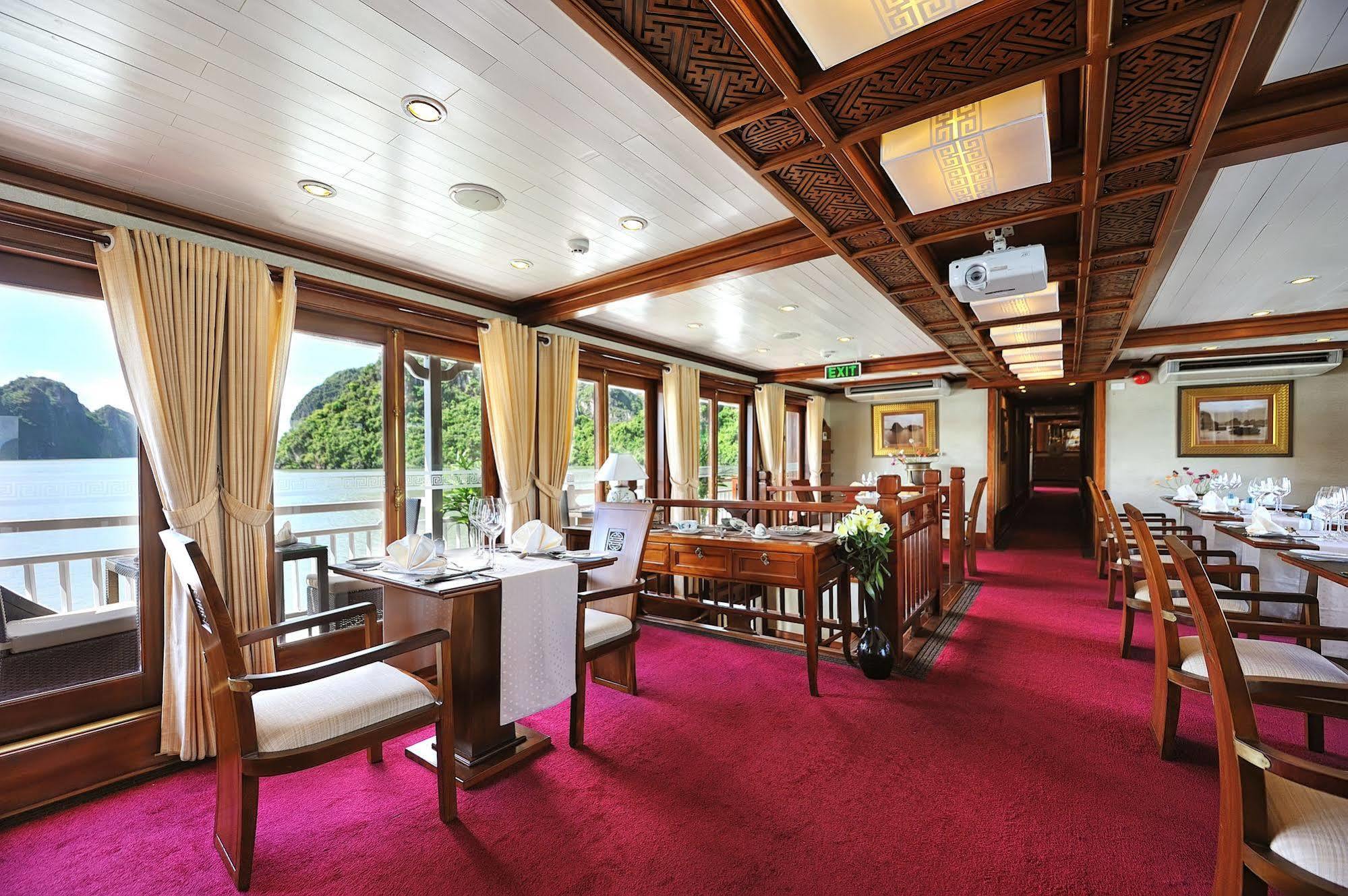 พาราไดซ์ พีค ครุยส์ Hotel ฮาลอง ภายนอก รูปภาพ
